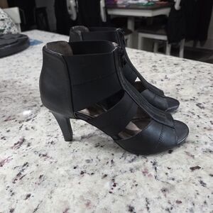 Moda Spana Black Strappy Heels